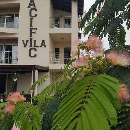 Vila Pacific Costinesti Bagian luar foto