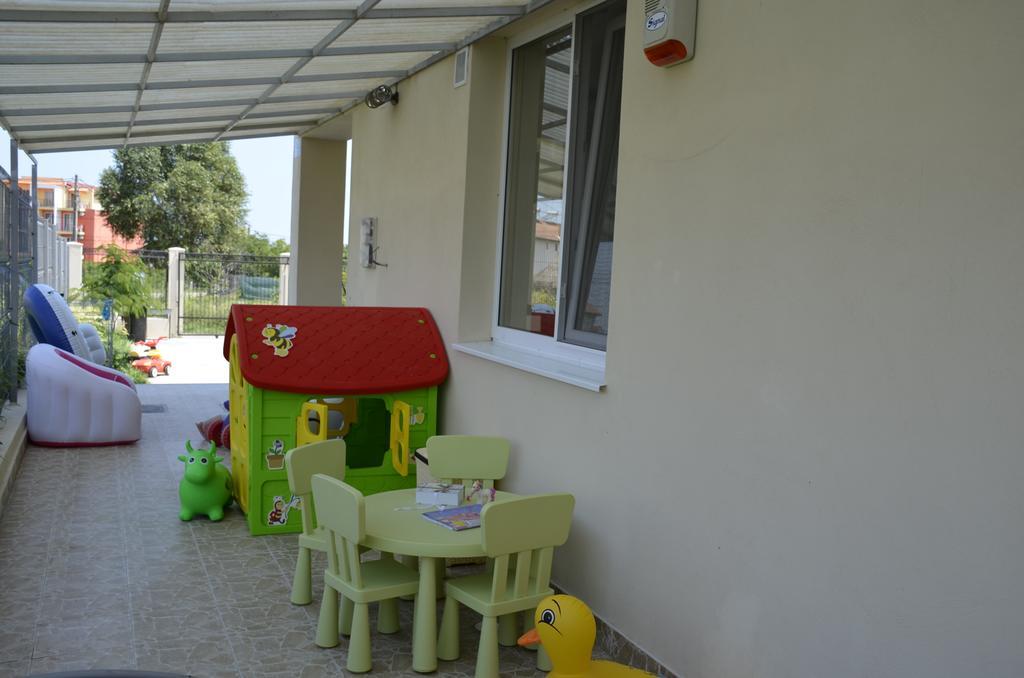 Vila Pacific Costinesti Bagian luar foto