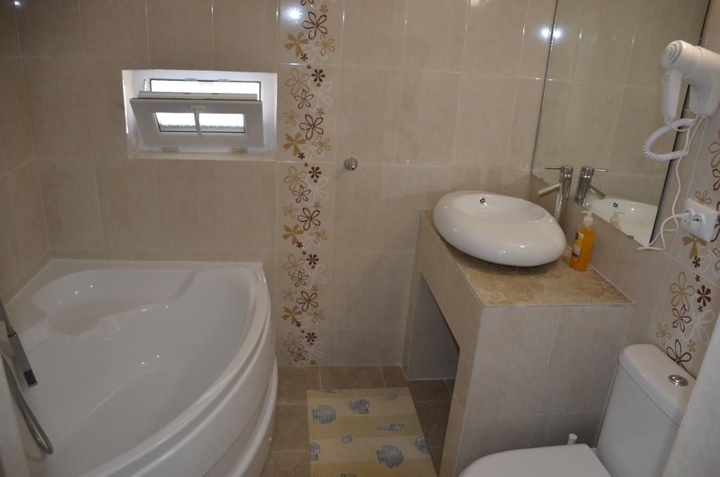 Vila Pacific Costinesti Bagian luar foto