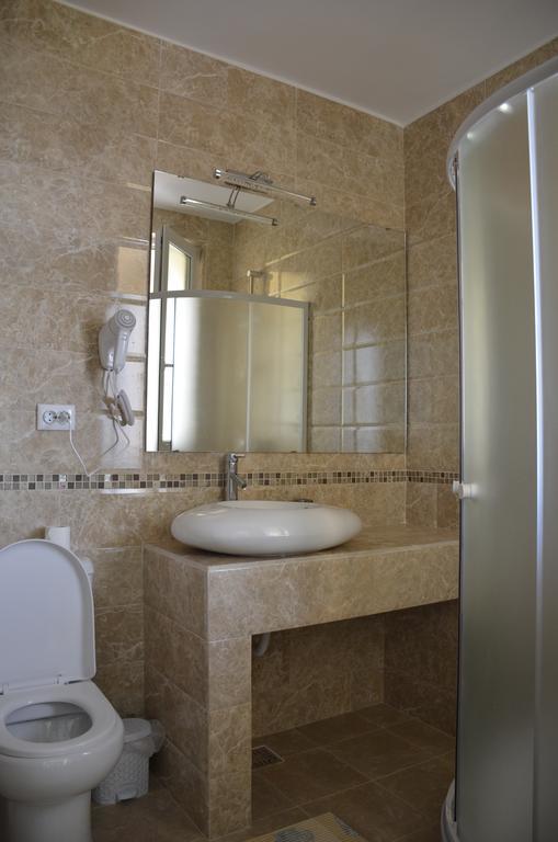 Vila Pacific Costinesti Bagian luar foto