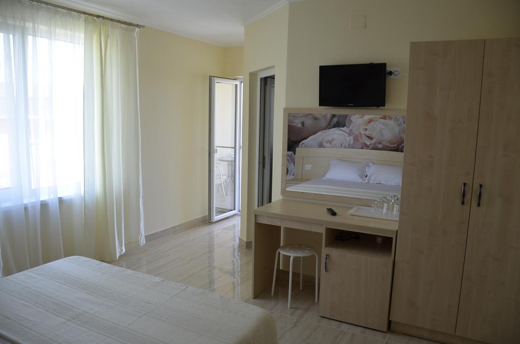 Vila Pacific Costinesti Bagian luar foto