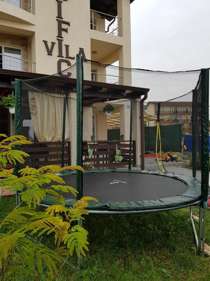Vila Pacific Costinesti Bagian luar foto